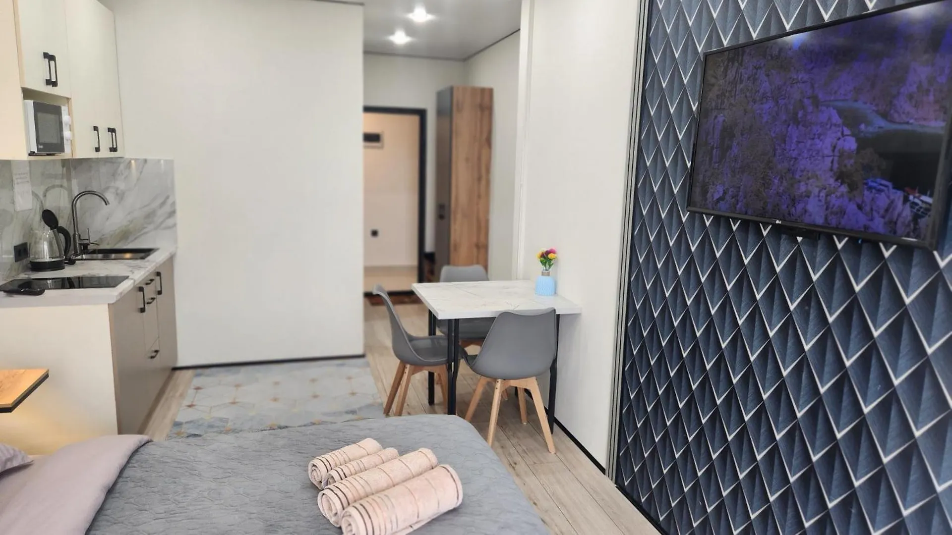 Апартаменты В Жк Meridian Apartments Almaty 0*,